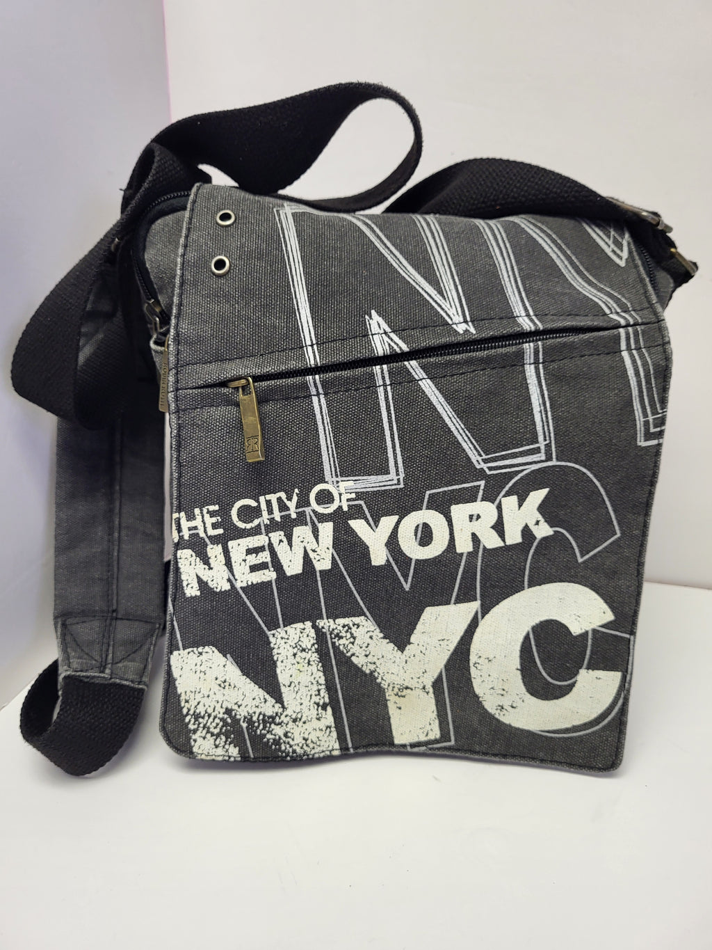 Robin Ruth New York City Shoulder/Crossbody Bag
