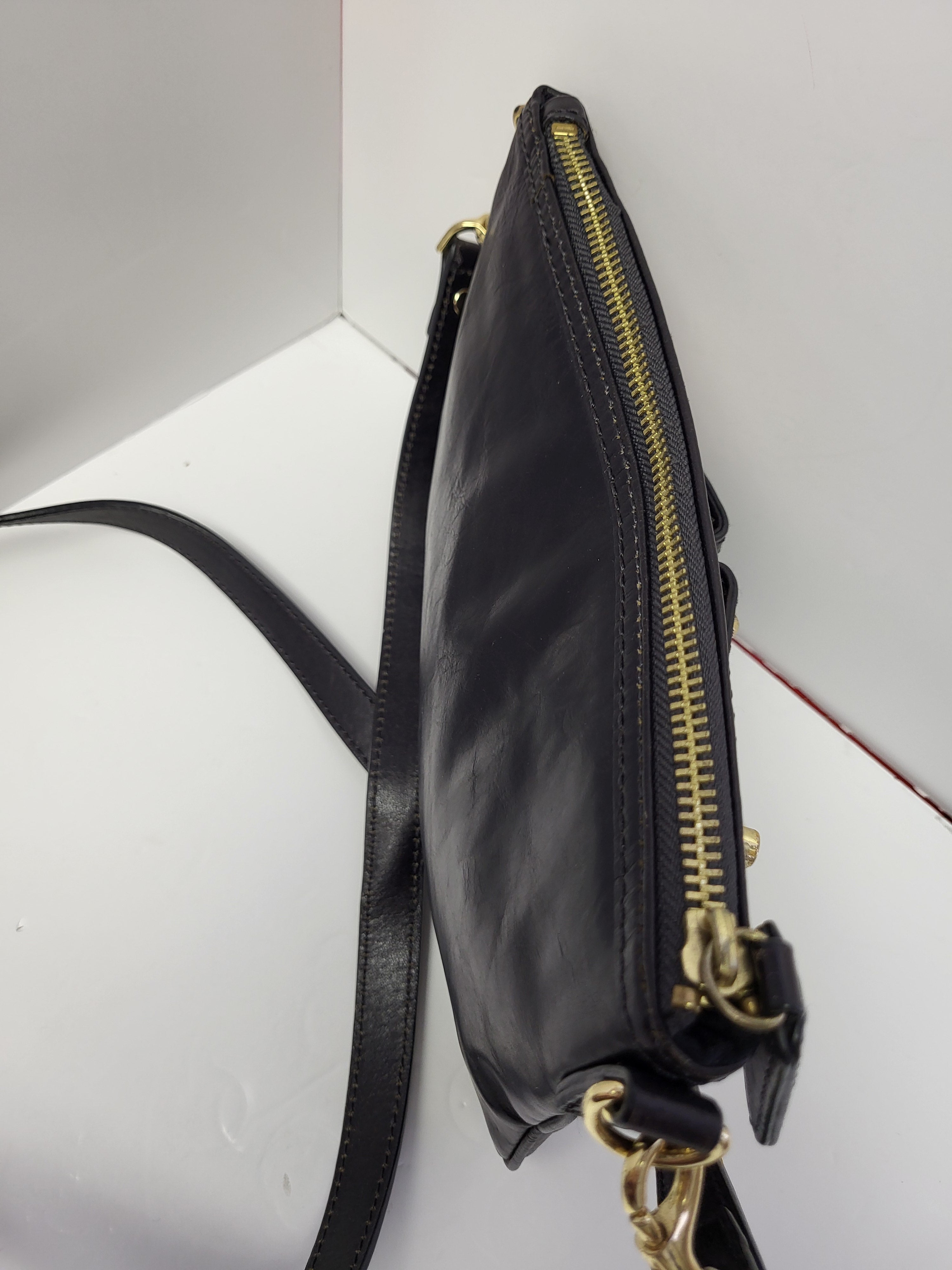 DKNY Black Leather Shoulder/Crossbody Bag