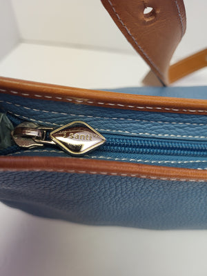 ISanti Blue Leather Shoulder Bag With Vachetta Leather Details