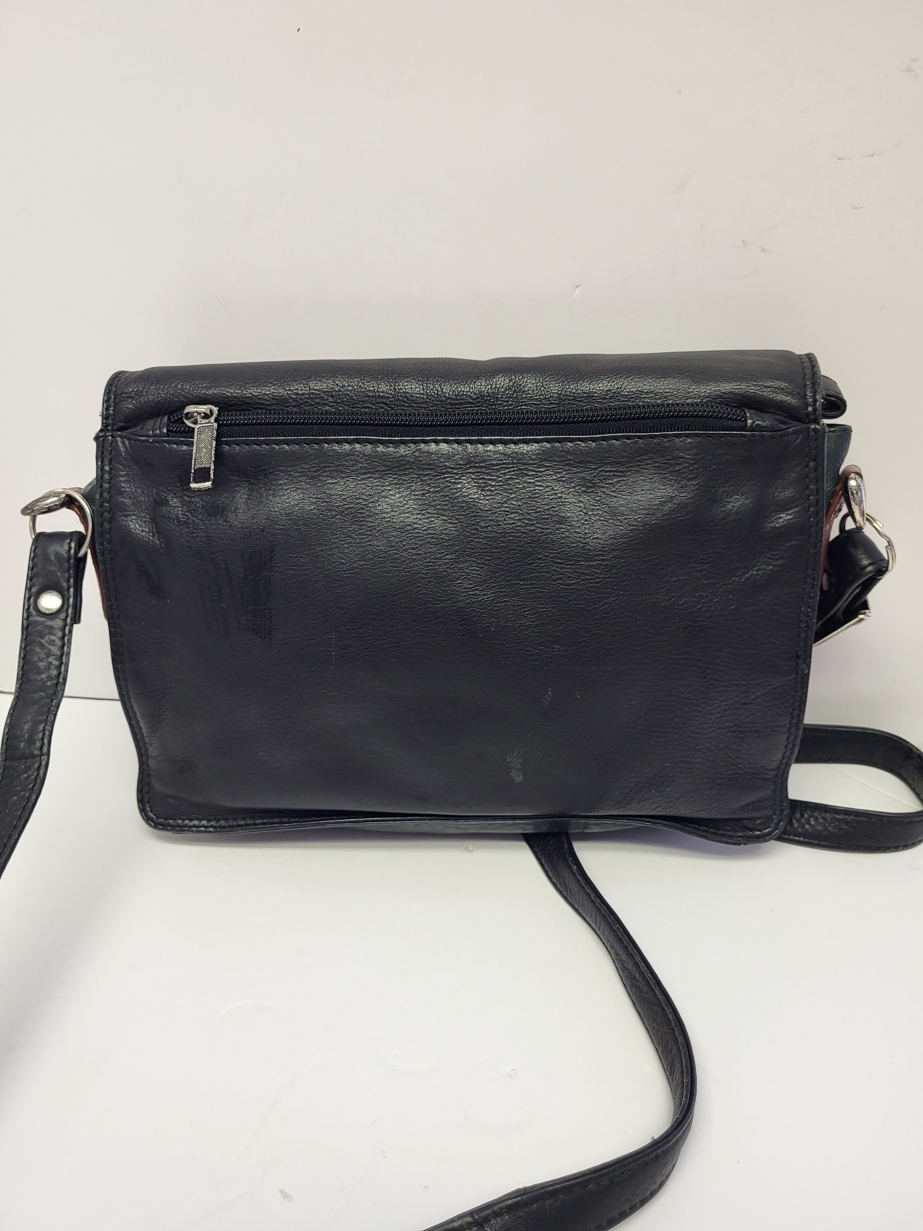 Soft Tri Colored Leather Shoulder/Crossbody Bag