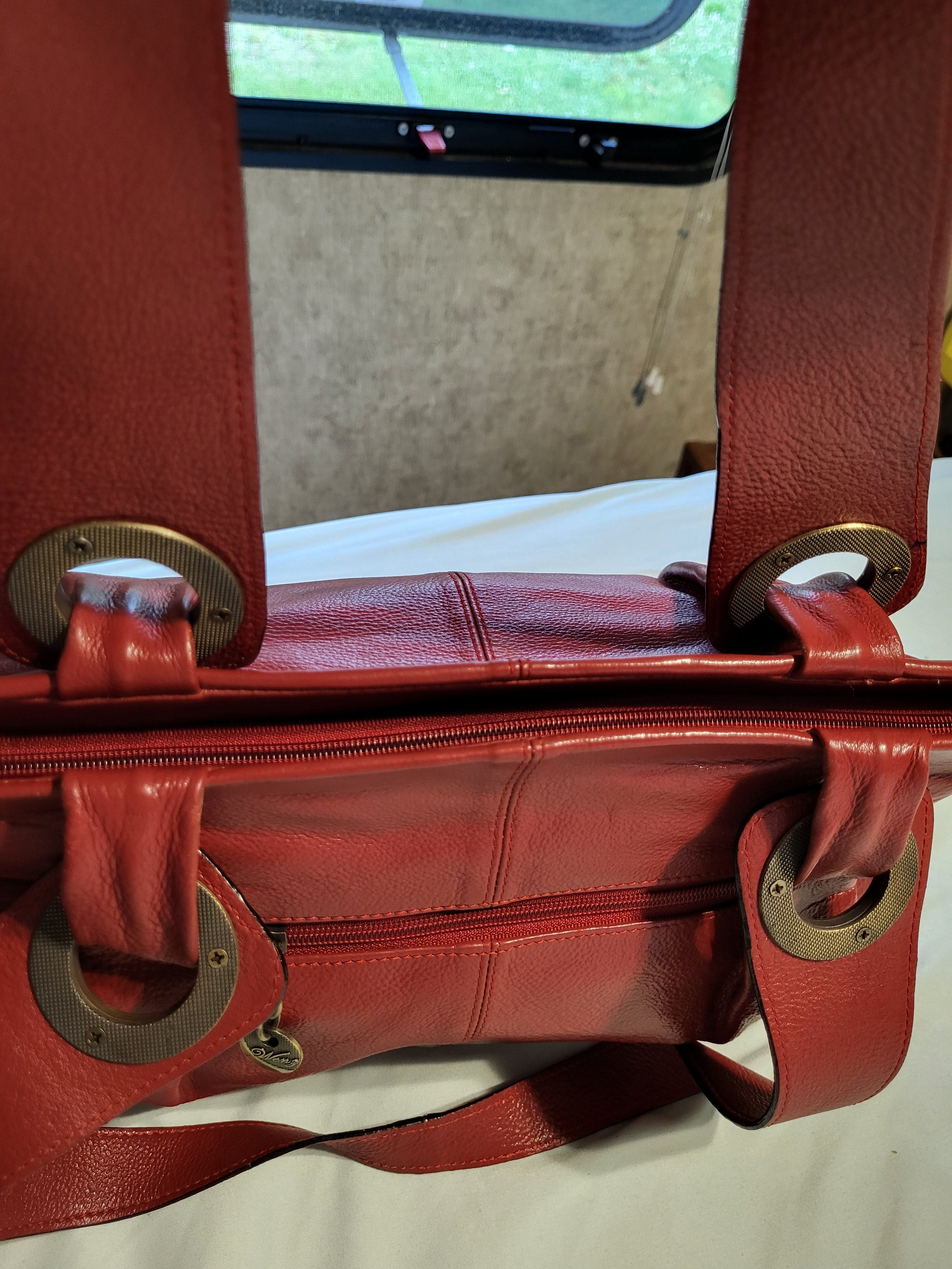 WENZ Deep Red Leather Shoulder Bag.