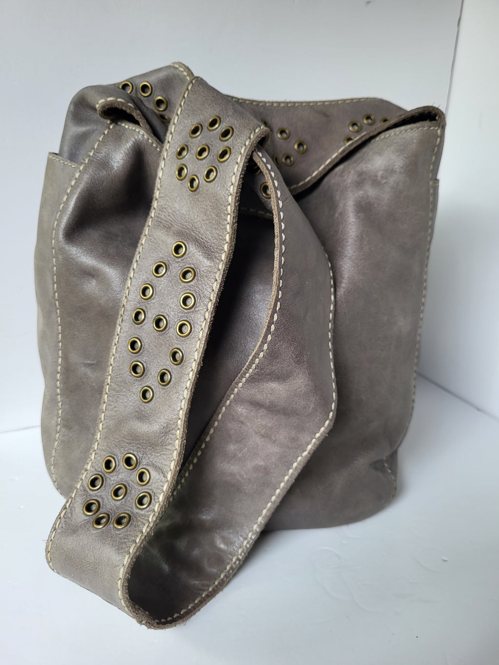Roots Canada Grey Leather Shoulder/Crossbody Hobo/Bucket Bag