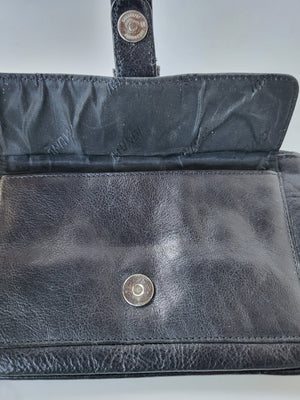 Black Leather Mundi Wristlet