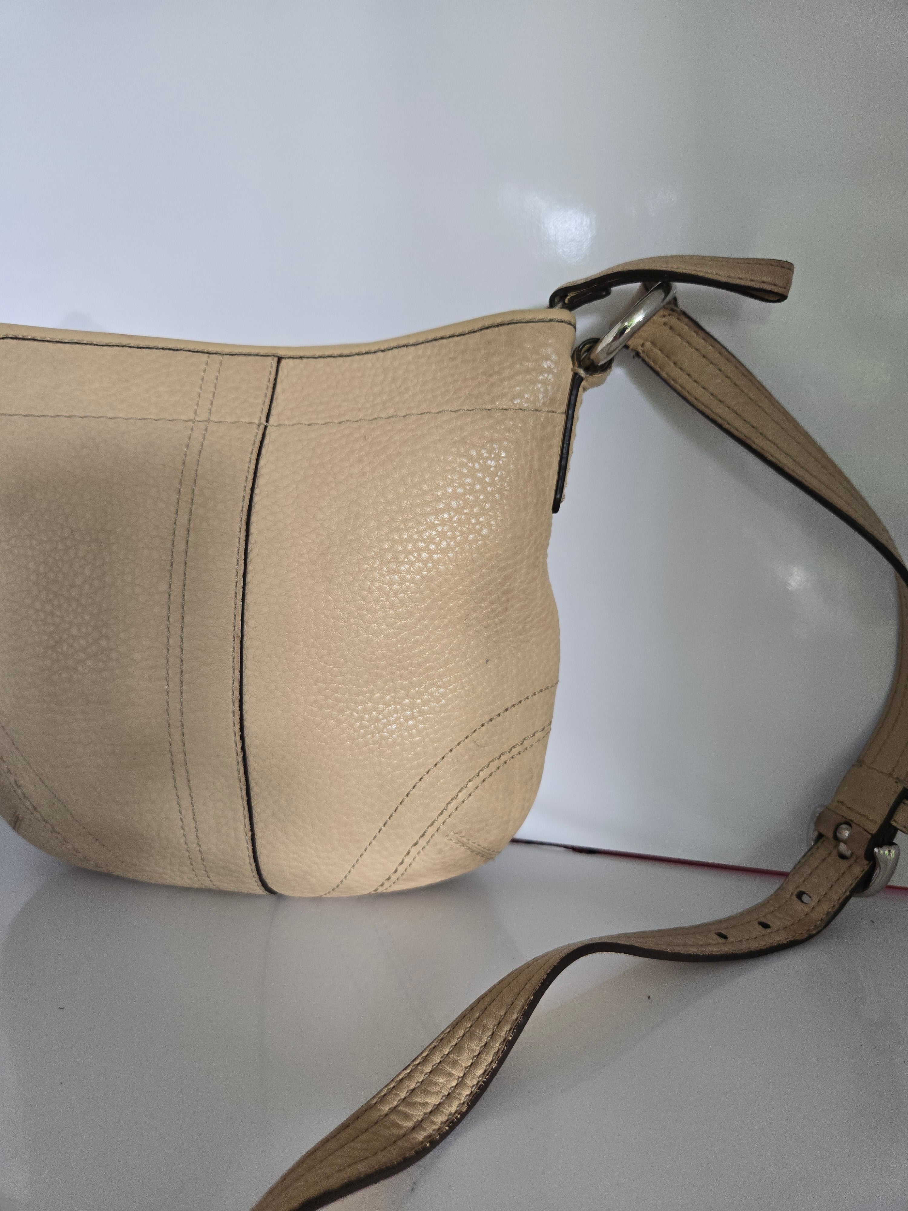 Coach Beige Leather Shoulder/Crossbody Bag