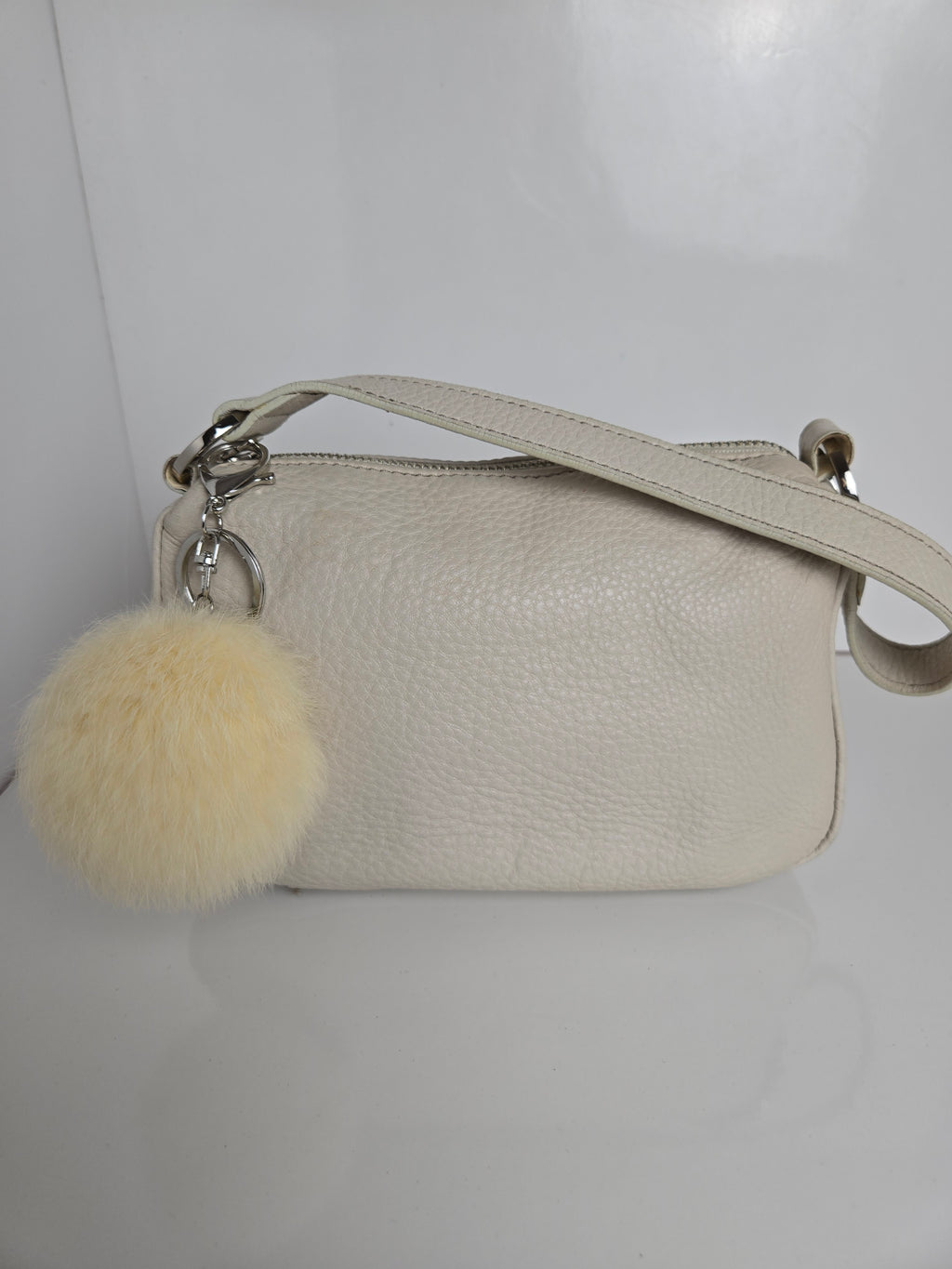 Vintage Danier Soft Leather Short Shoulder Bag