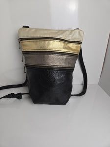 Karen Gunna Black and Metallic Leather Multi Compartment Shoulder/Crossbody Bag